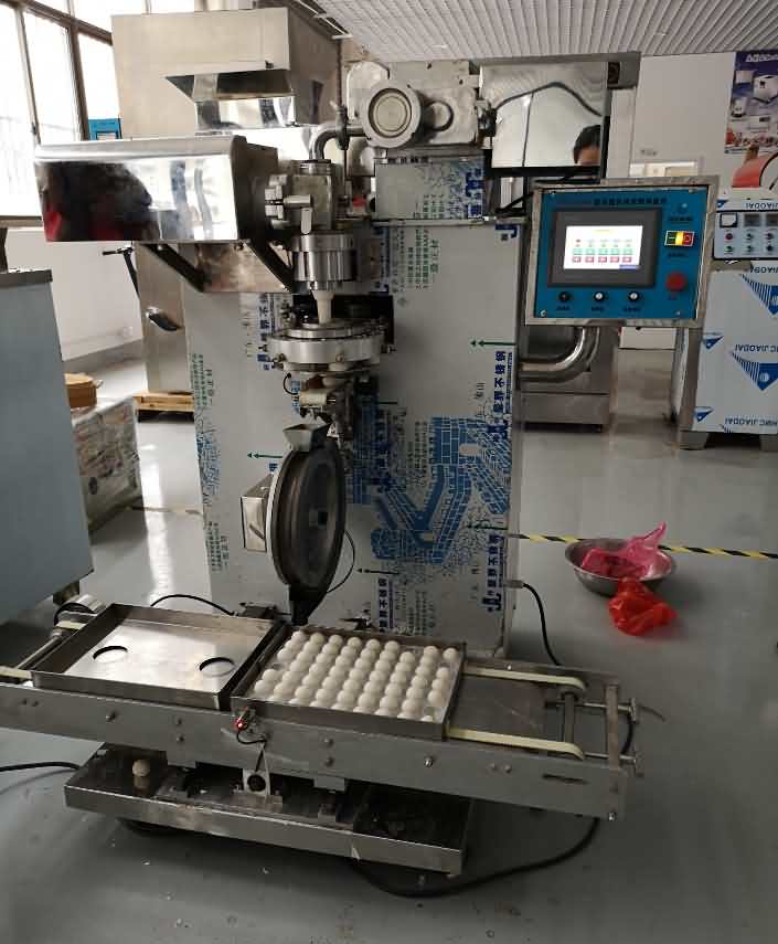 湯圓機現(xiàn)場試機直觀效果